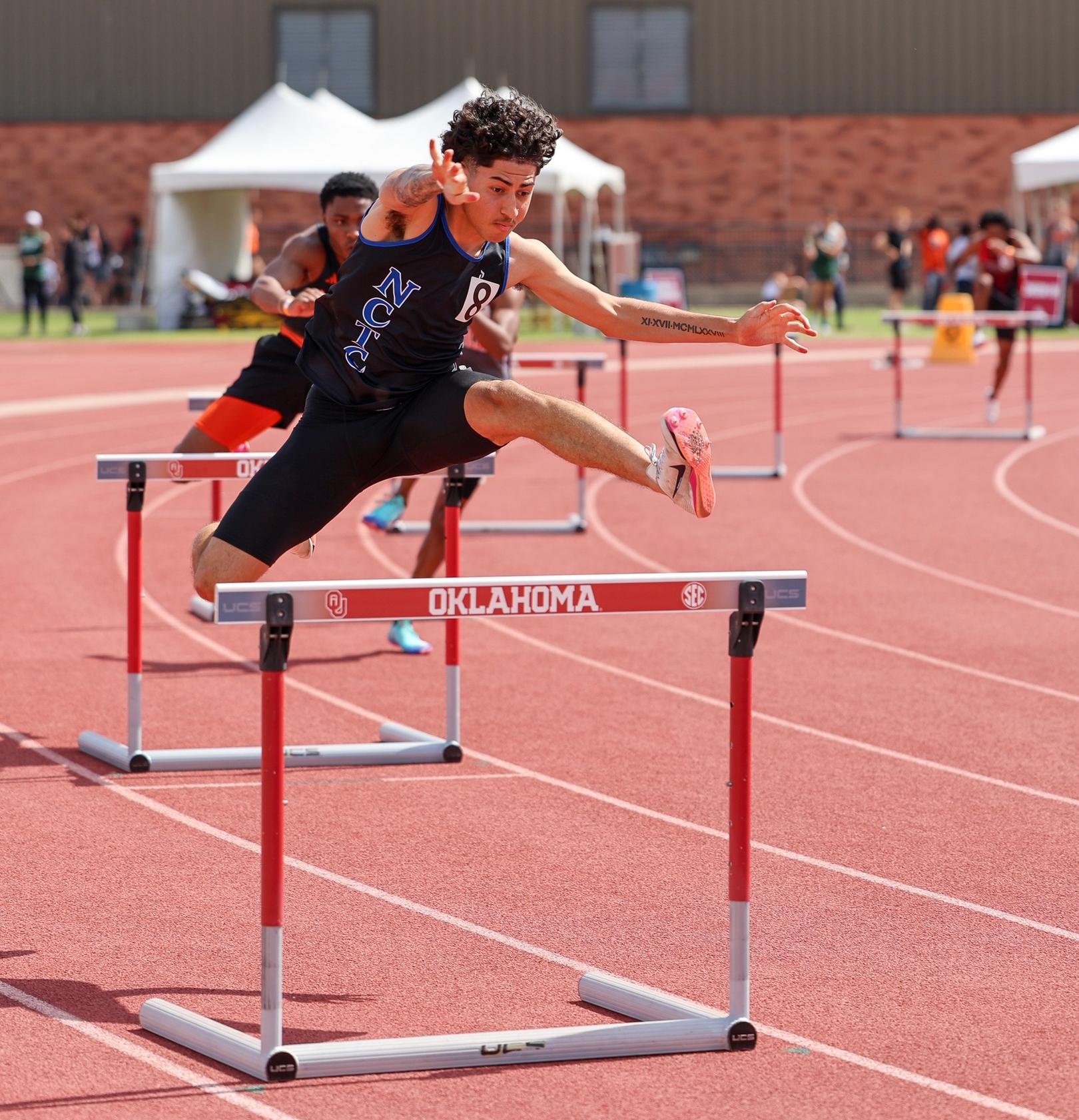 Smith & Young Punch Tickets to Nationals