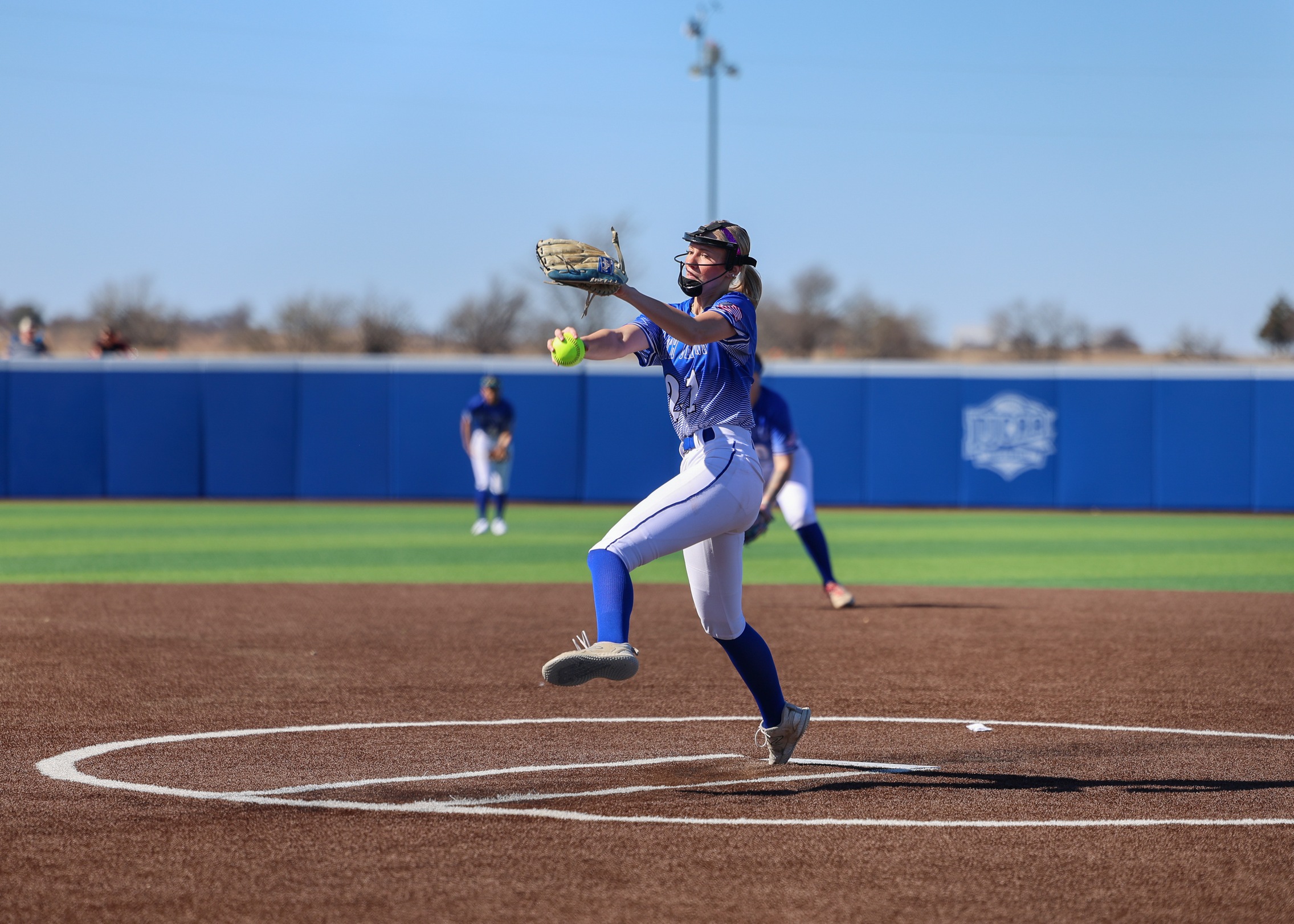 Lady Lions Split With Lady Wranglers in Conference Play